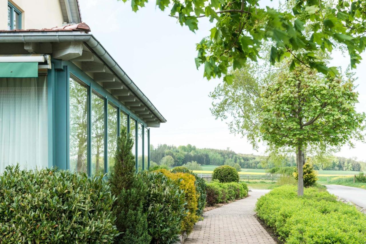 Bett'N Glueck - Uebernachtung & Fruehstueck Bed & Breakfast Zusmarshausen Eksteriør bilde